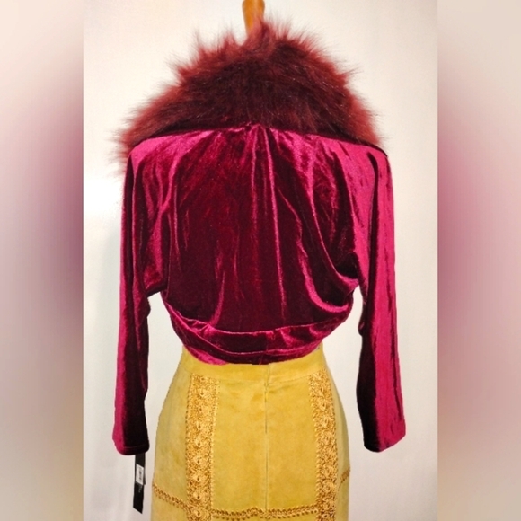 TAHATI FAUX FUR SHURG NWT - Picture 1 of 6